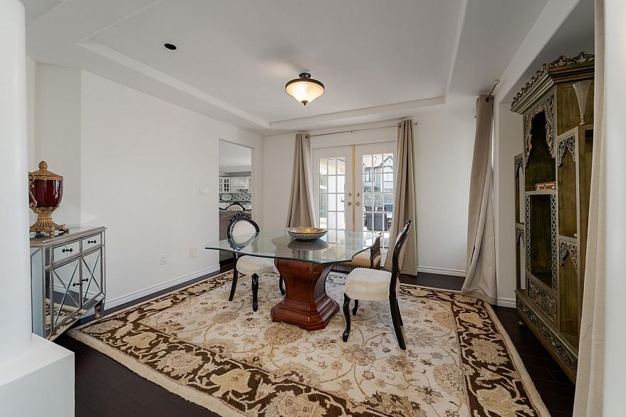 6522 Holly Park Drive