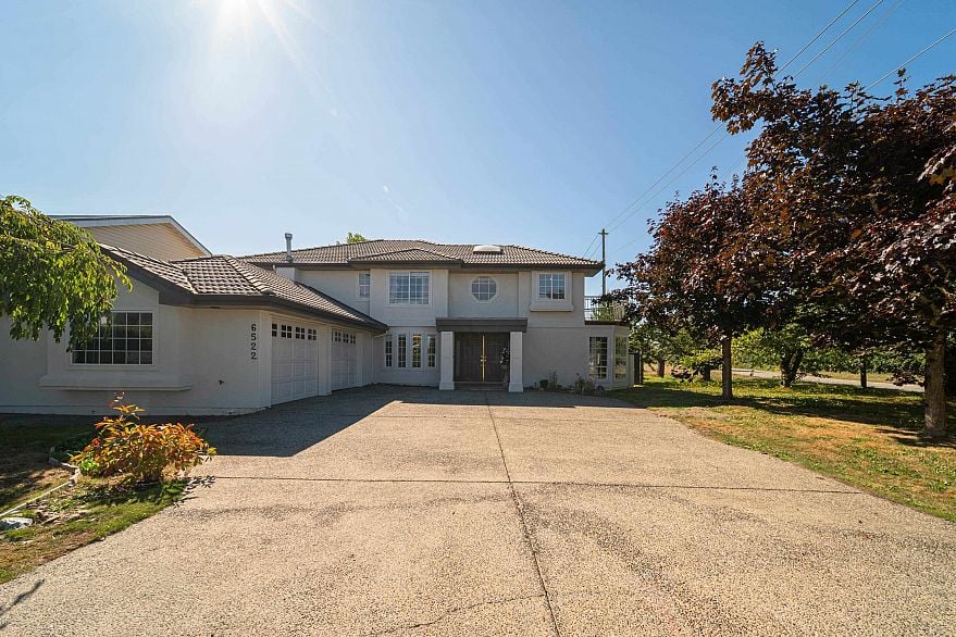 6522 Holly Park Drive