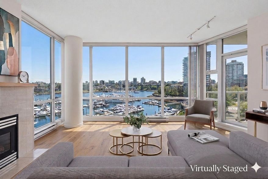 501 1099 Marinaside Crescent
