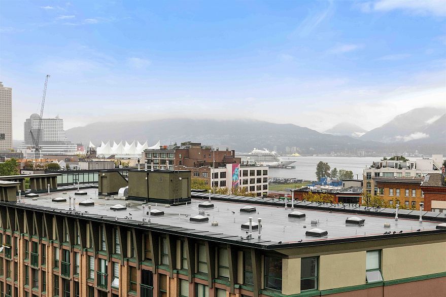 708 22 E Cordova Street