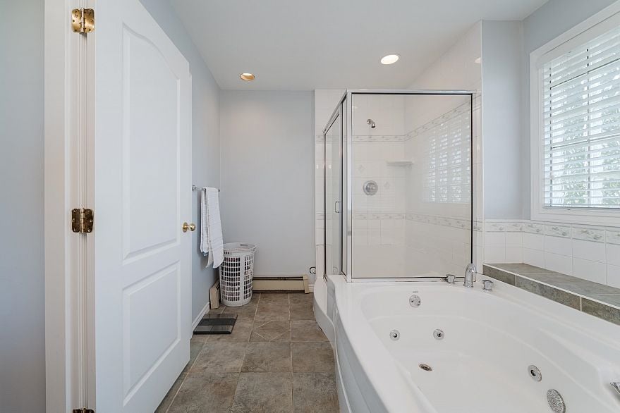 6522 Holly Park Drive
