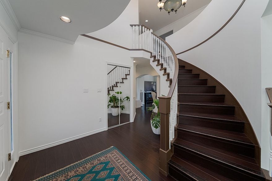 6522 Holly Park Drive