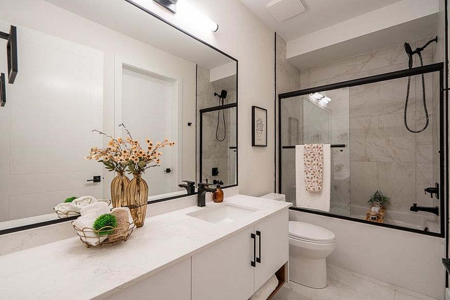 4 3638 Normandy Drive
