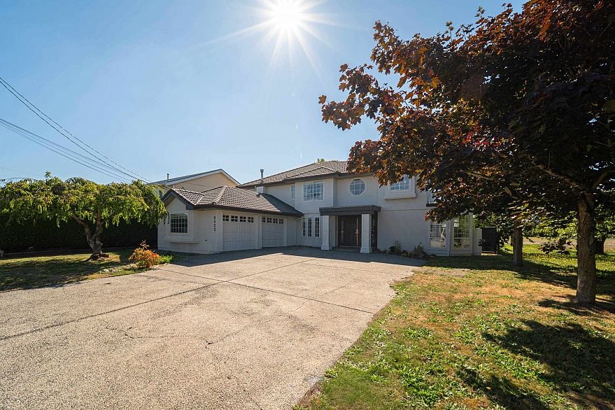 6522 Holly Park Drive
