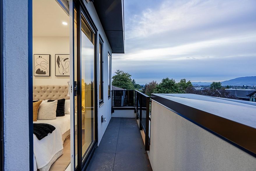 4 3638 Normandy Drive