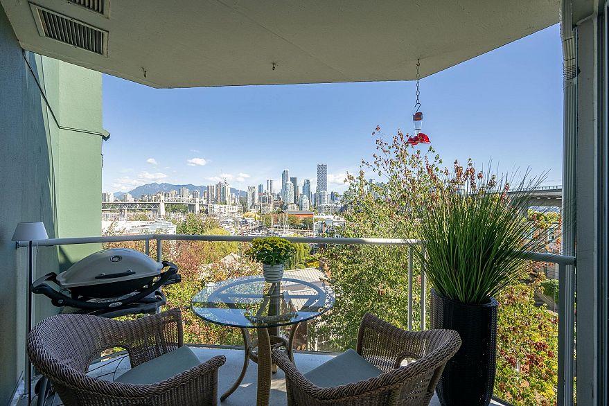 607 1508 Mariner Walk