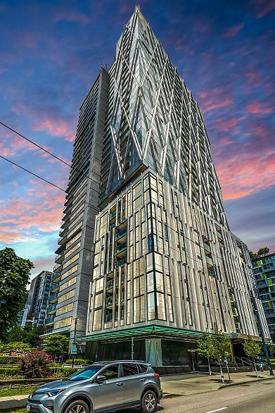 2607 1111 Richards Street