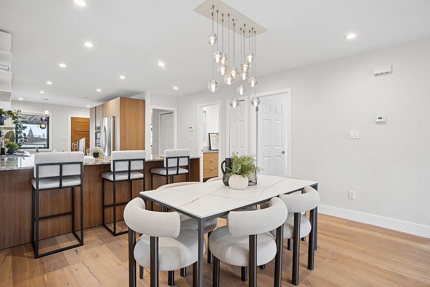 76 E 46th Avenue