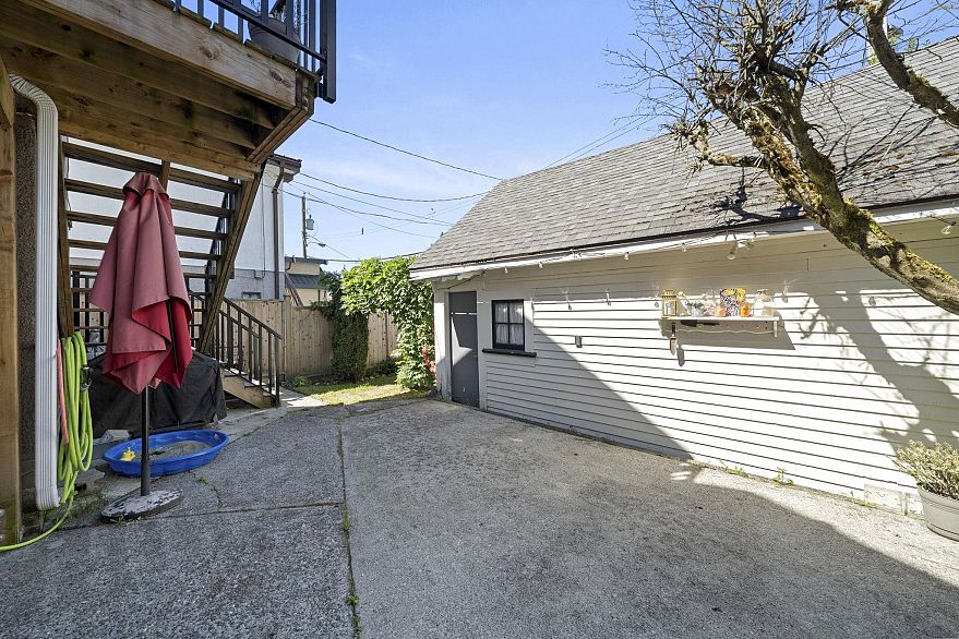 5743 St. Margarets Street