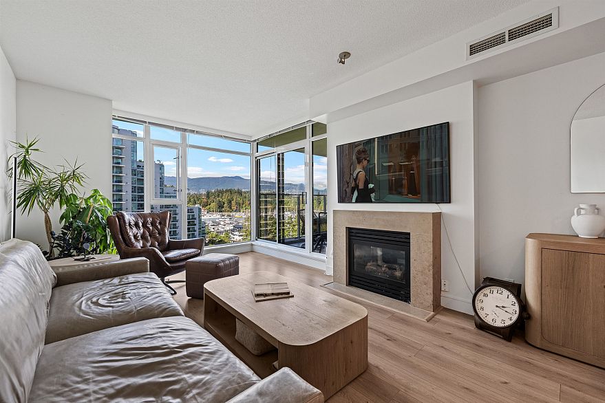 902 1650 Bayshore Drive