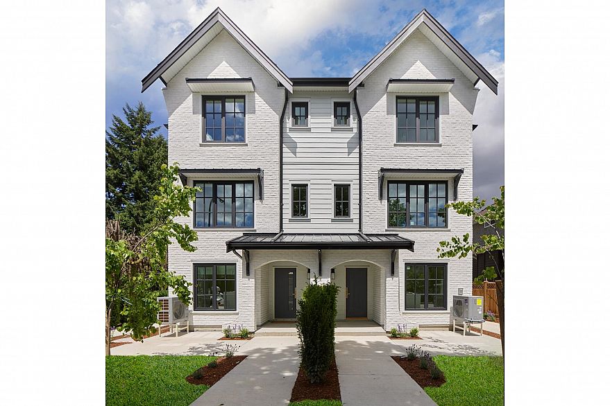 SL 4 2333 E 54th Avenue
