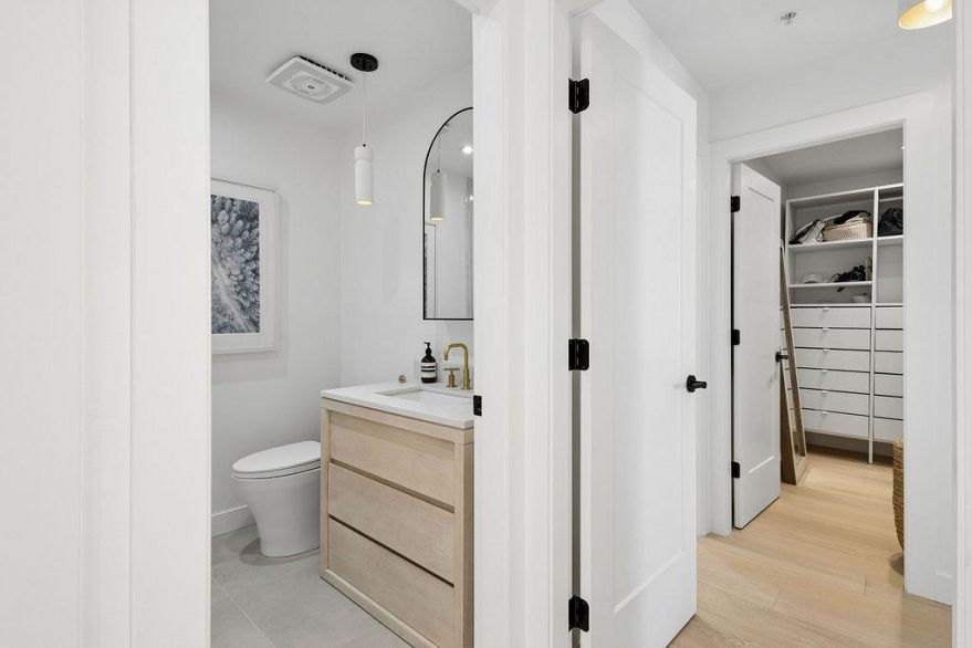 PH 409 1859 Spyglass Place