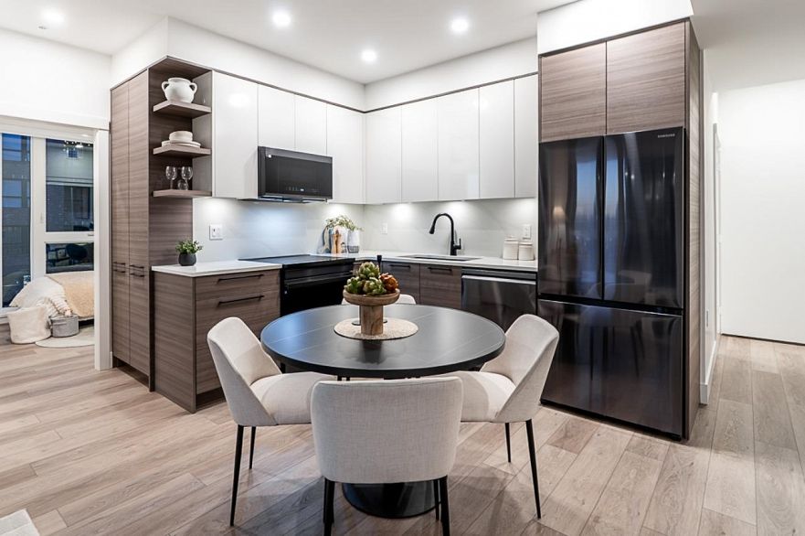 201 422 Lakewood Drive