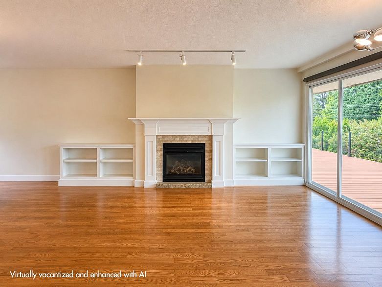 2576 Wall Street