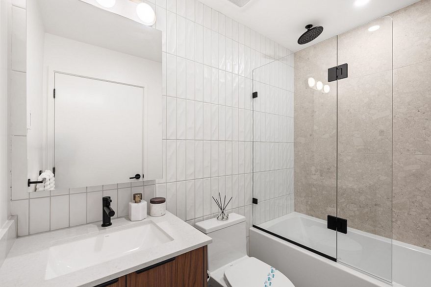 SL 1 2333 E 54th Avenue