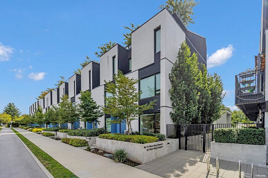 66 W King Edward Avenue