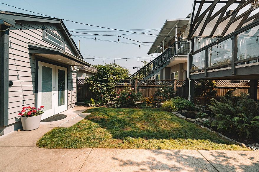 2267 Napier Street