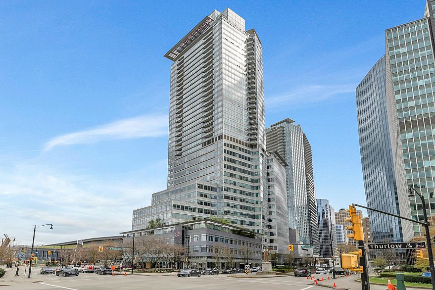 3101 1077 W Cordova Street