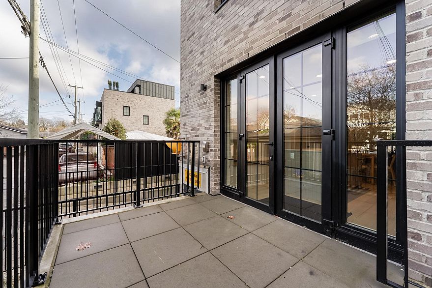 197 W King Edward Avenue