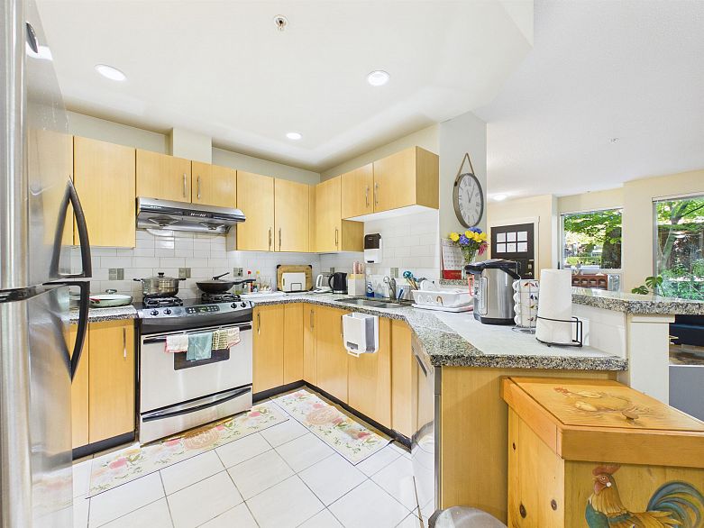 6222 Logan Lane