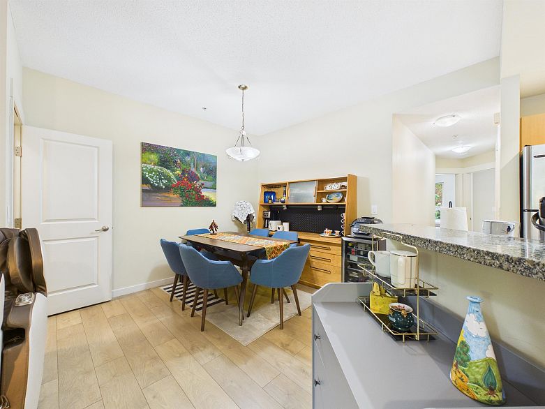 6222 Logan Lane