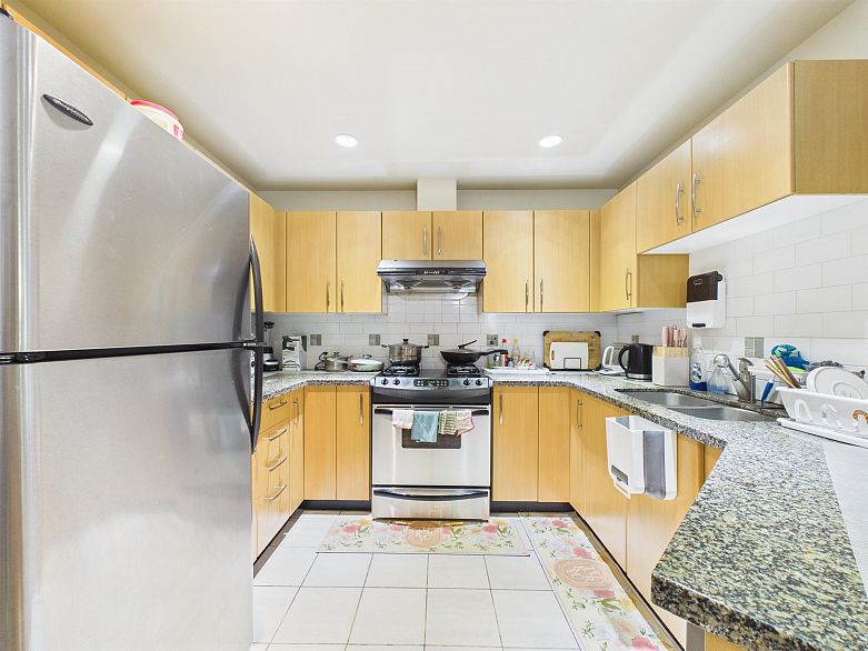 6222 Logan Lane