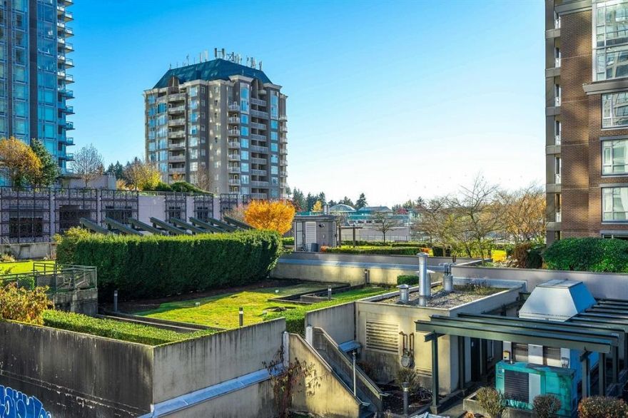 PH9 1163 THE HIGH STREET, Coquitlam BC V3B 7W2
