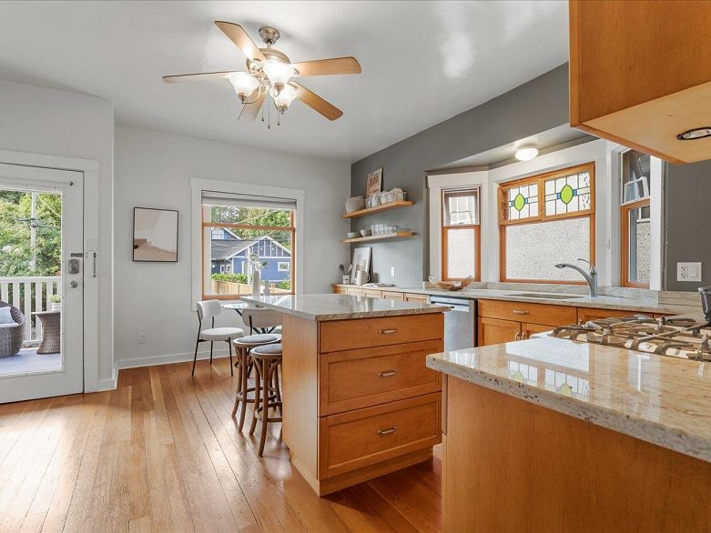308 E 23rd Avenue