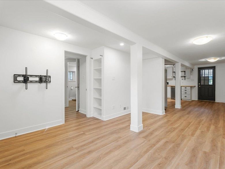 308 E 23rd Avenue
