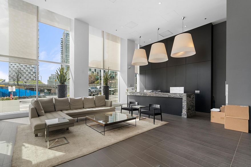2501 1351 Continental Street