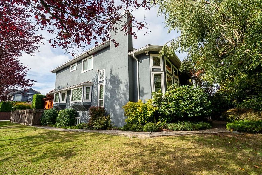 2308 W 14th Avenue