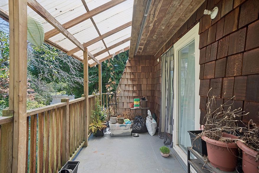 1844 Acadia Road