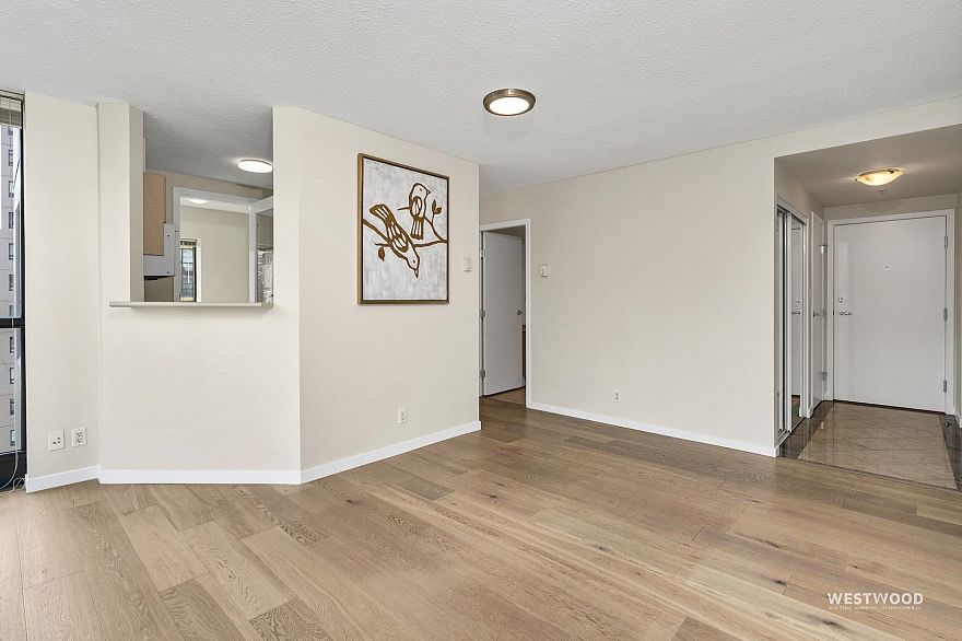 1708 1367 Alberni Street