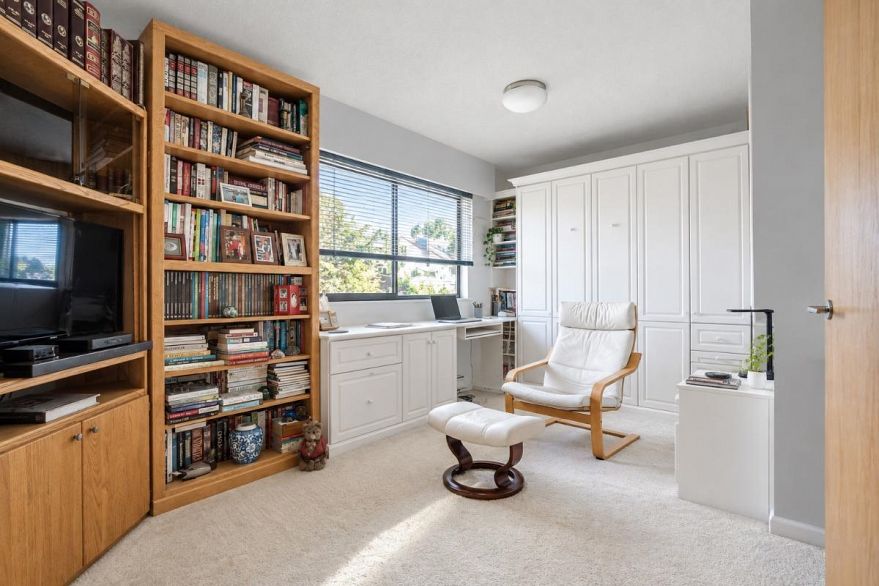 1346 Walnut Street