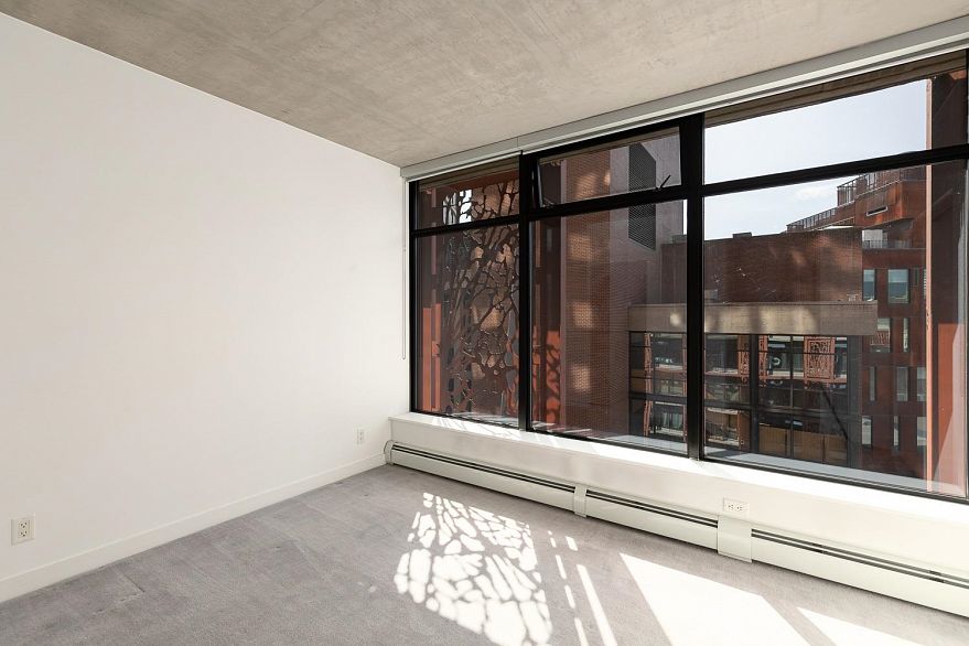 810 128 W Cordova Street