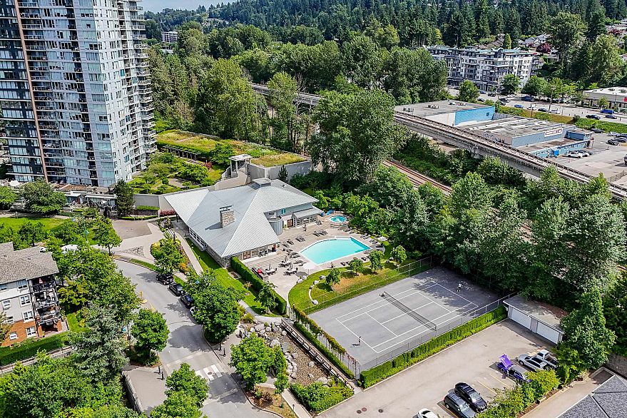 503 660 Nootka Way