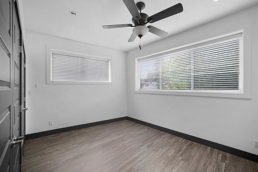 7493 Gatineau Place