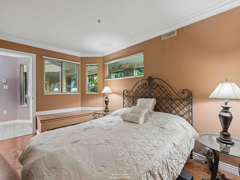111 2250 SE Marine Drive