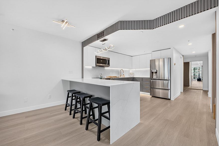 1110 1050 Burrard Street