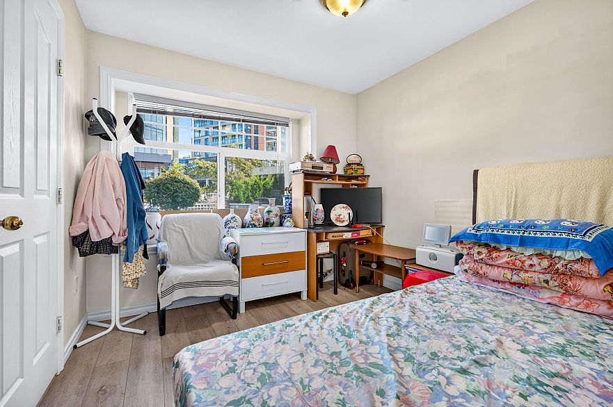 650 W 70th Avenue