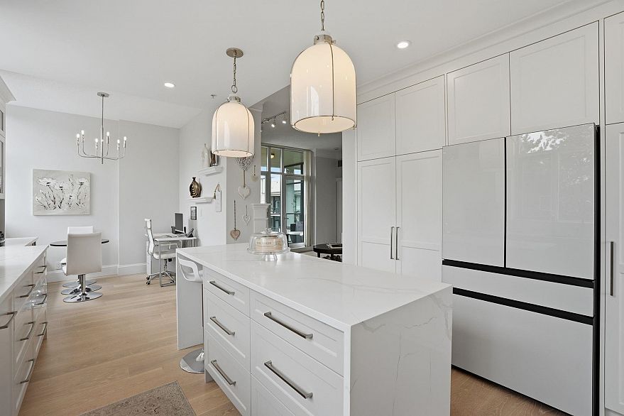 PH711 4759 Valley Drive