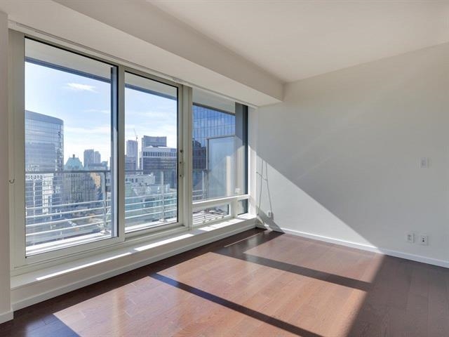 3603 1011 Cordova Street