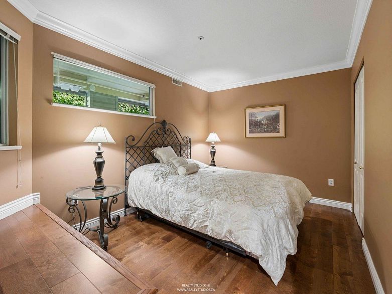 111 2250 SE Marine Drive