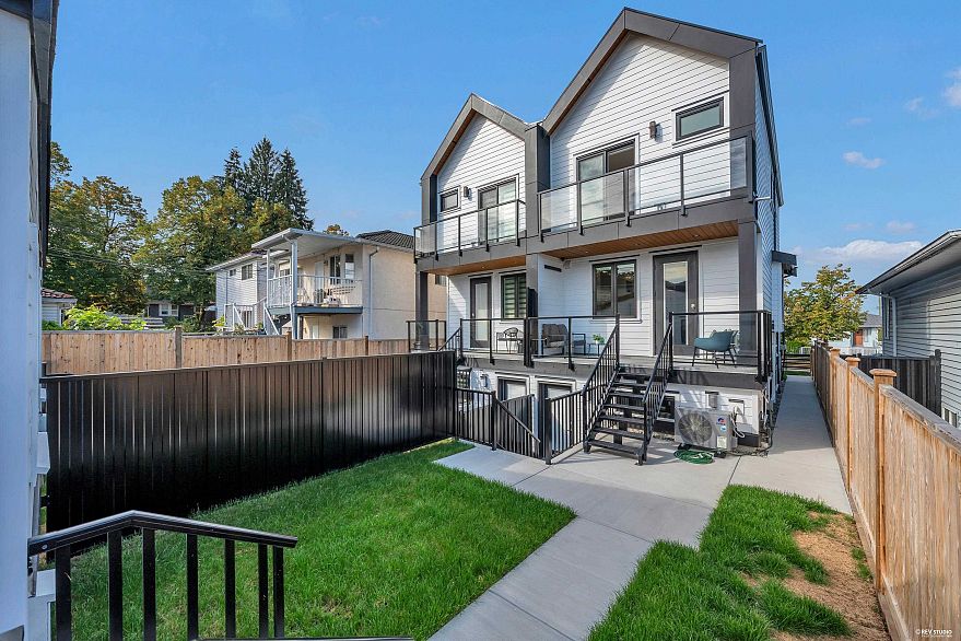 4328 Rupert Street