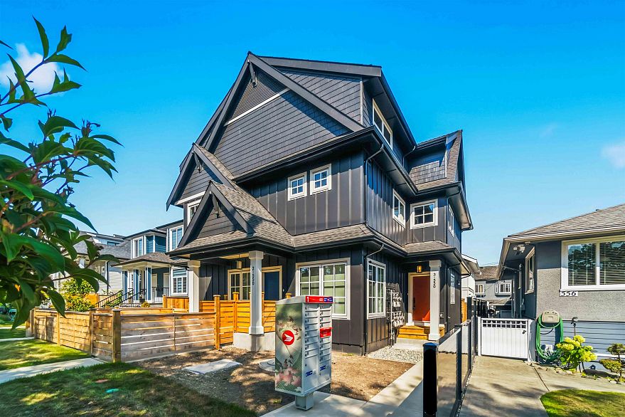 3 550 Kaslo Street