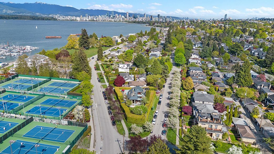 3850 Point Grey Road