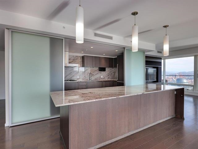 3603 1011 Cordova Street