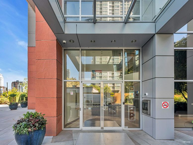 3005 1408 Strathmore Mews