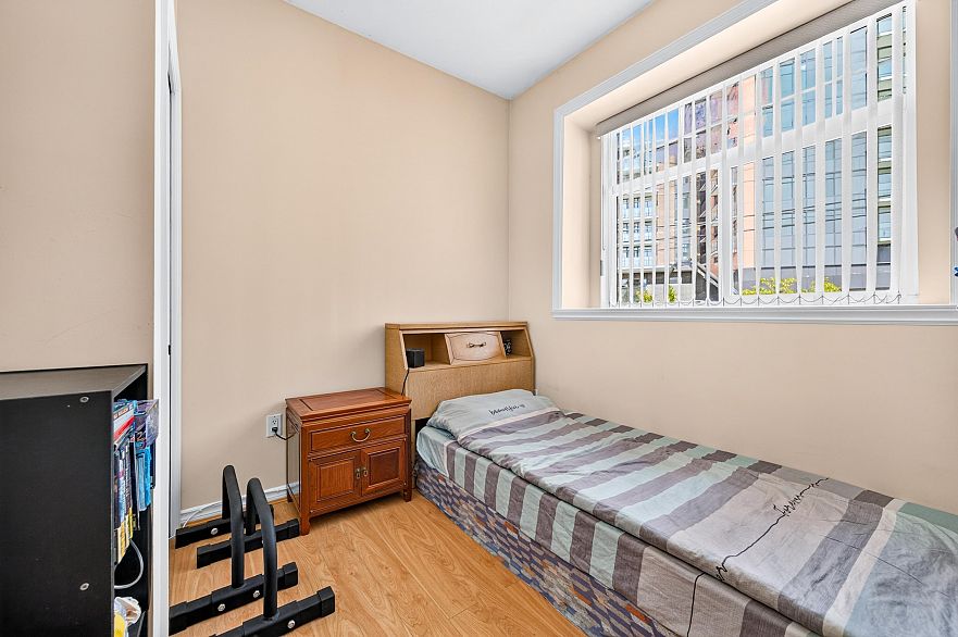 650 W 70th Avenue