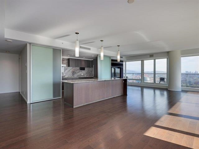 3603 1011 Cordova Street